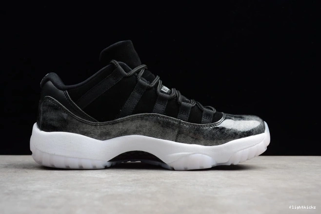 528895-010 Low Jordan 11 